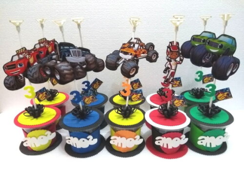 Lembrancinha e Centro de Mesa Blaze Machines