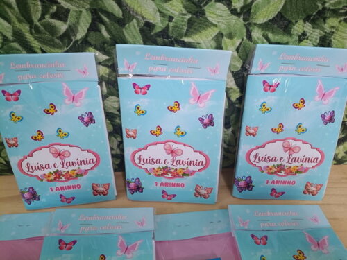 Lembrancinha Gemeas Caderninho Colorir Personalizados
