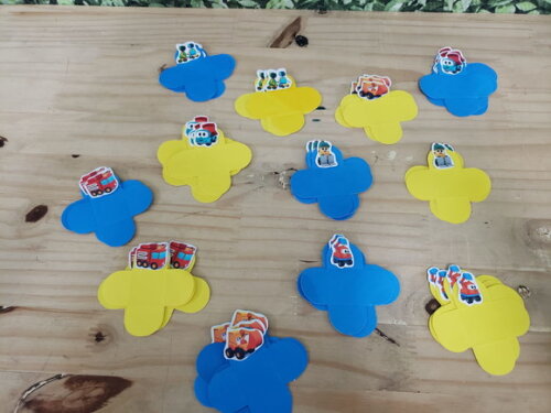 Léo Caminhão Forminhas Decoradas 36 Unid Pronta Entrega