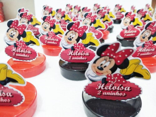 Minie Latinhas com Display Personalizado Pronta Entrega