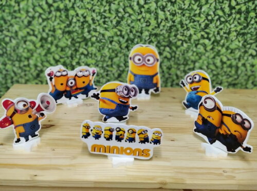 Minions Kit de Mesa Displays 7 Peças Pronta Entrega