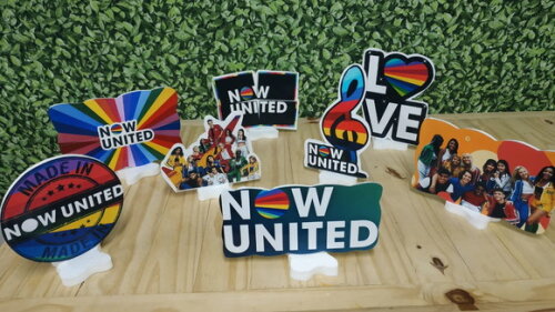 Now United Kit de Mesa Displays 8 Peças Pronta Entrega