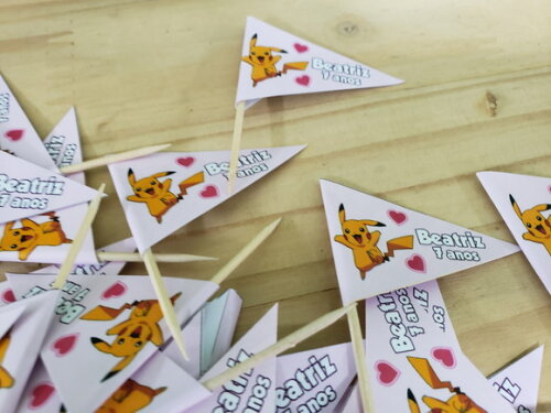 Pikachu Bandeirinha Personalizada Pronta Entrega 50 Unid