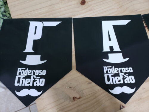Poderosso Chefão Varal Personalizado Parabens Mais Nome