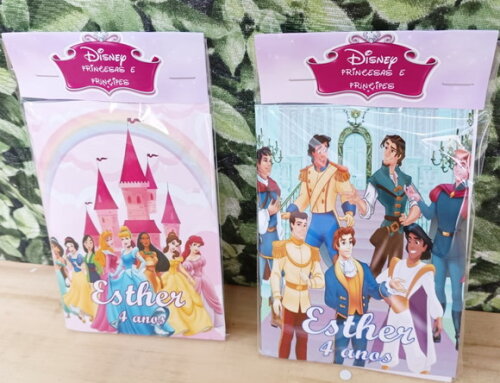 Princesas e Principes Caderninho com Giz de Cera p/ Colorir