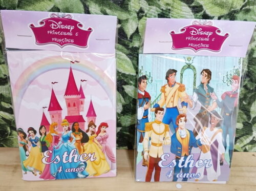 Princesas e Principes Caderninho com Giz de Cera p/ Colorir