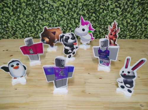 Roblox Adpot Kit de Mesa Displays 9 Peças Pronta Entrega