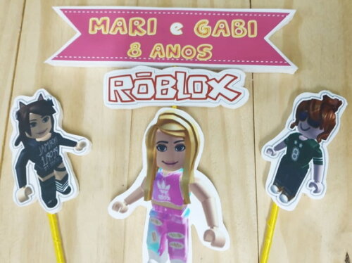 Roblox Menina Topo de Bolo Personalizado Pronta Entrega