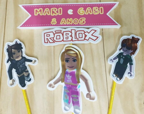 Roblox Menina Topo de Bolo Personalizado Pronta Entrega