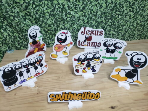 Smilinguido Kit Displays de Mesa 8 Peças Pronta Entrega