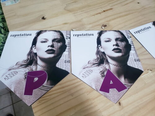Taylor Swift Varal Personalizado Parabens Mais Nome