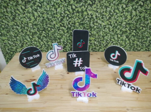 Tik Tok Kit de Mesa Displays 8 Peças Pronta Entrega