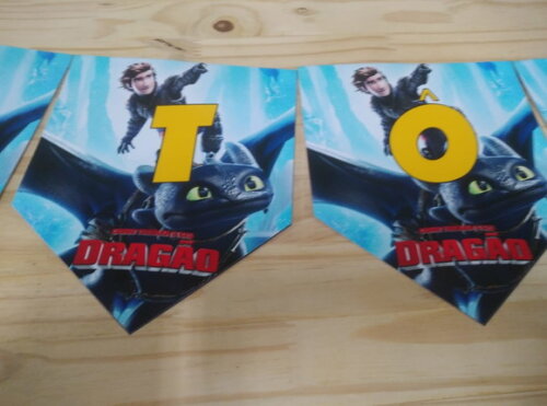 Varal Personalizado Como Treinar Seu Dragão Pronta Entrega