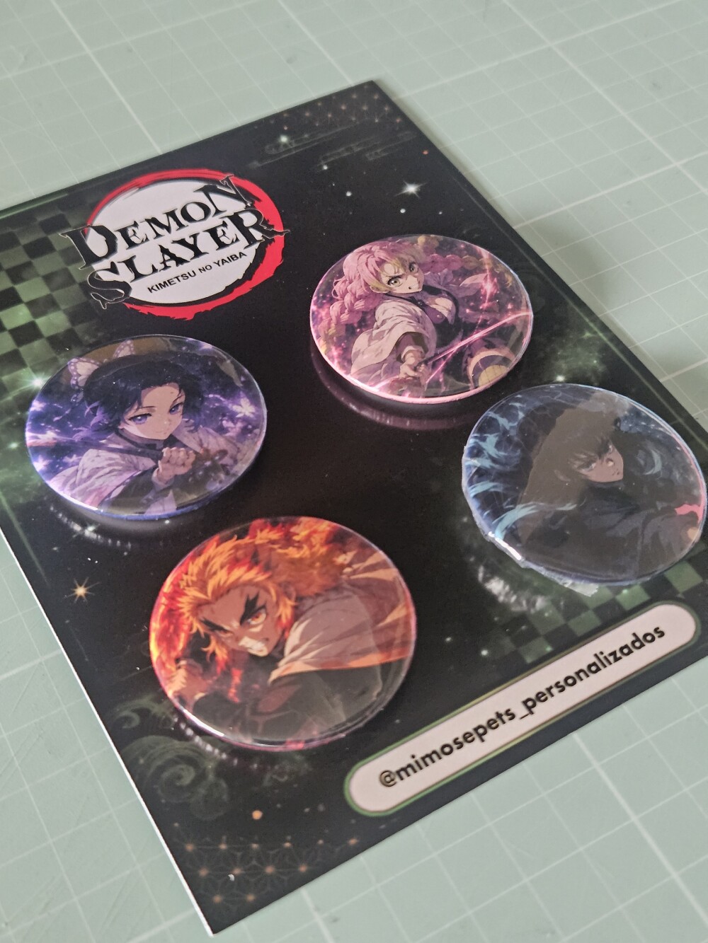Kit de Bottons Demon Slayer Kimetsu no Yaiba - Modelo 2