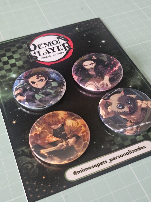 Kit de Bottons Demon Slayer Kimetsu no Yaiba