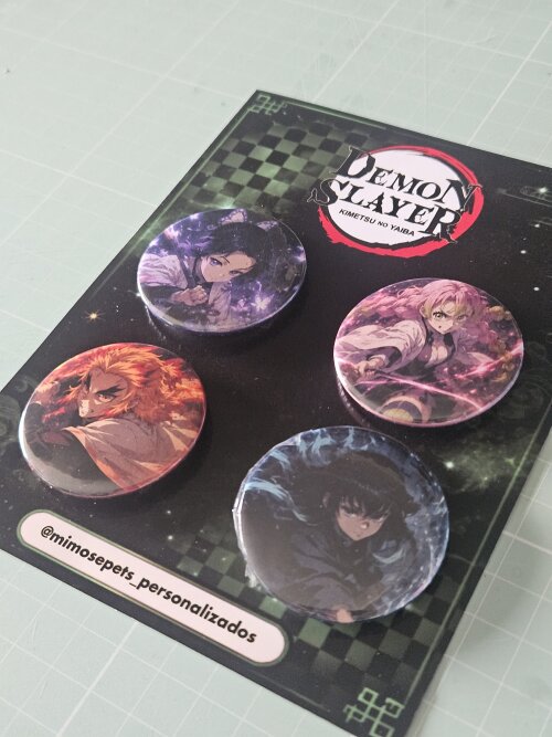 Kit de Bottons Demon Slayer Kimetsu no Yaiba - Modelo 2
