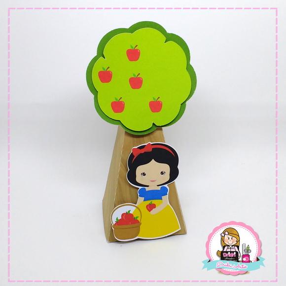 Cone árvore Branca de Neve