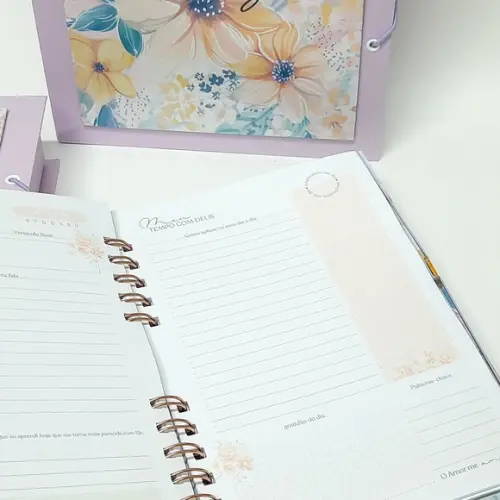 Caderno Devocional com Caixa Cartonada