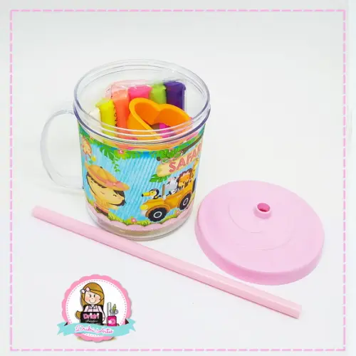 Caneca Personalizada com Kit de Massinha