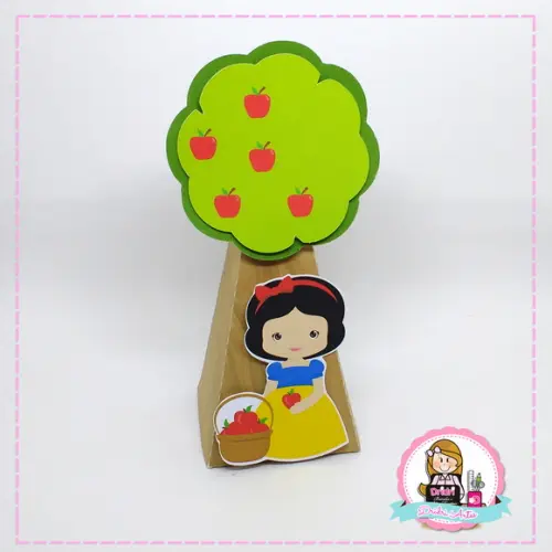 Cone árvore Branca de Neve