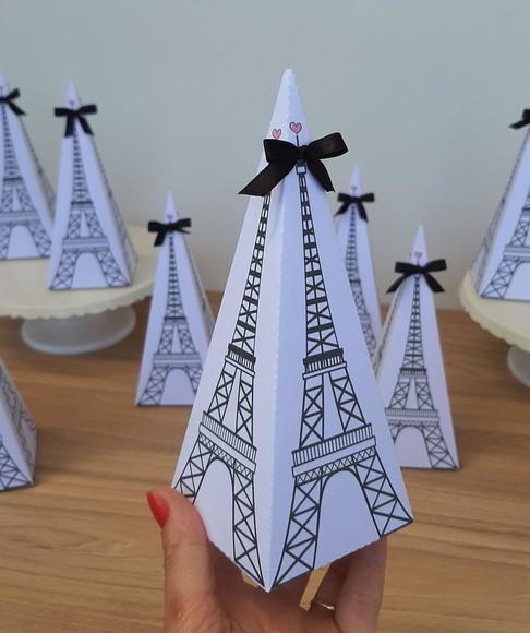 Cone Pirâmide Paris