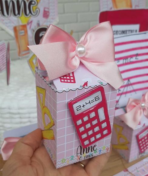 Kit Festa Só Um Bolinho Tema Matemática para Menina