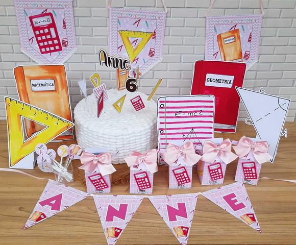 Kit Festa Só Um Bolinho Tema Matemática para Menina