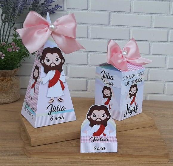 Kit Lembrancinha Jesus o Maior Herói para Menina