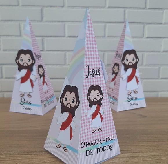 Pirâmide Jesus o Maior Herói para Menina