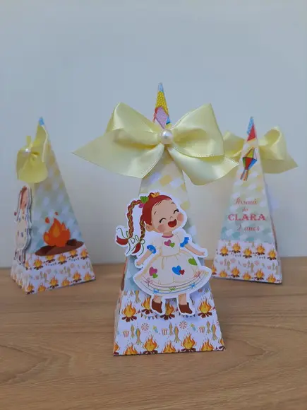 Caixa Pirâmide Lembrancinha Festa Junina