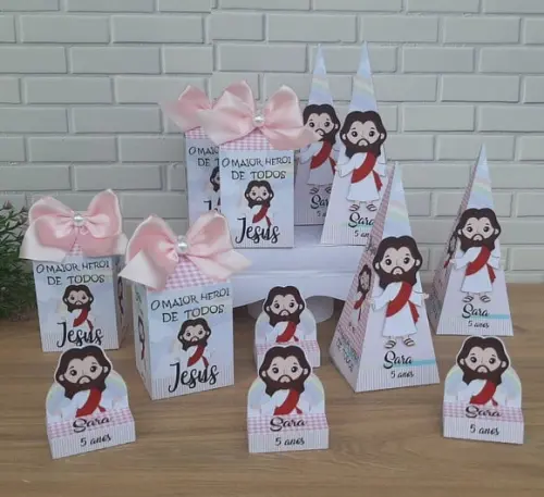 Kit Lembrancinha Rosa Jesus para Menina