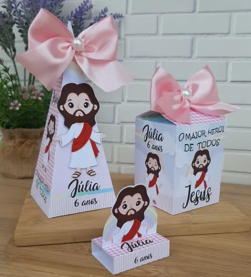 Kit Lembrancinha Jesus o Maior Herói para Menina