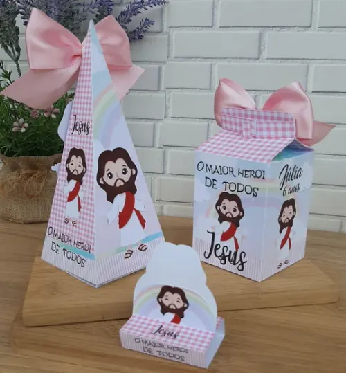 Kit Lembrancinha Jesus o Maior Herói para Menina