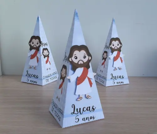 Pirâmide Jesus o maior herói