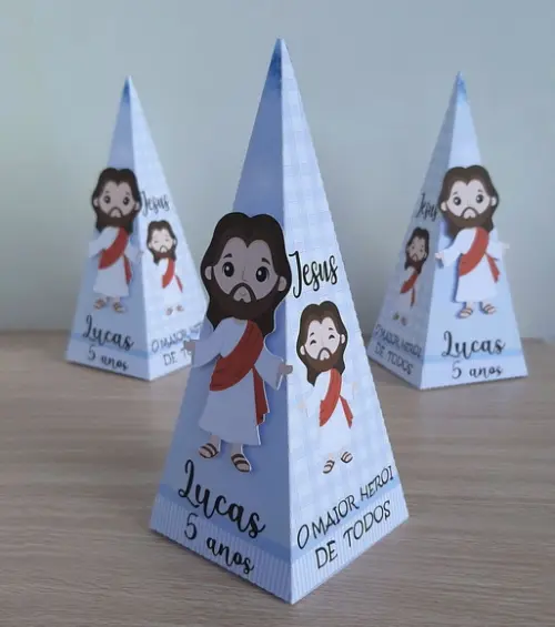 Pirâmide Jesus o maior herói
