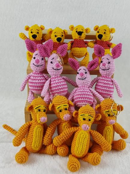 Chaveiro Lembrancinha Maternidade Urso Pooh em Crochê