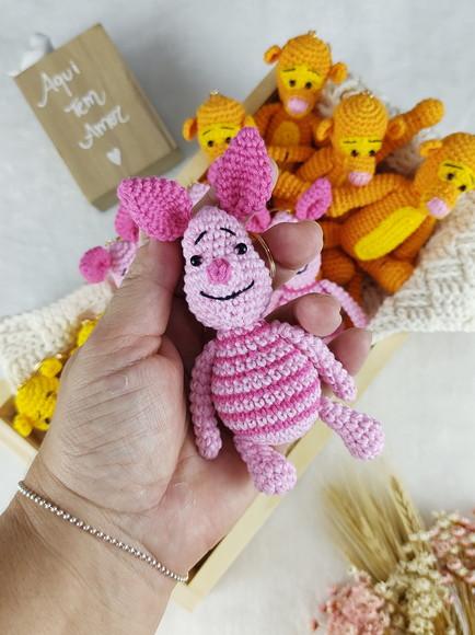Chaveiro Lembrancinha Maternidade Urso Pooh em Crochê