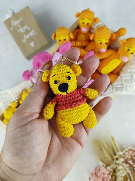 Chaveiro Lembrancinha Maternidade Urso Pooh em Crochê