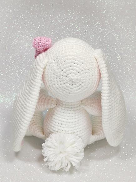 Coelha Amigurumi em Crochê
