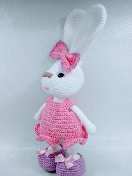Coelha Amigurumi em Crochê