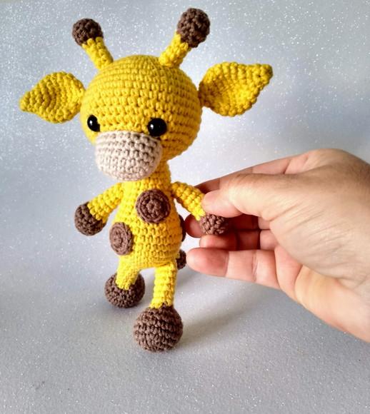 Girafa Amigurumi em Crochê