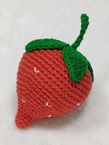 Morango em Crochê com Nome