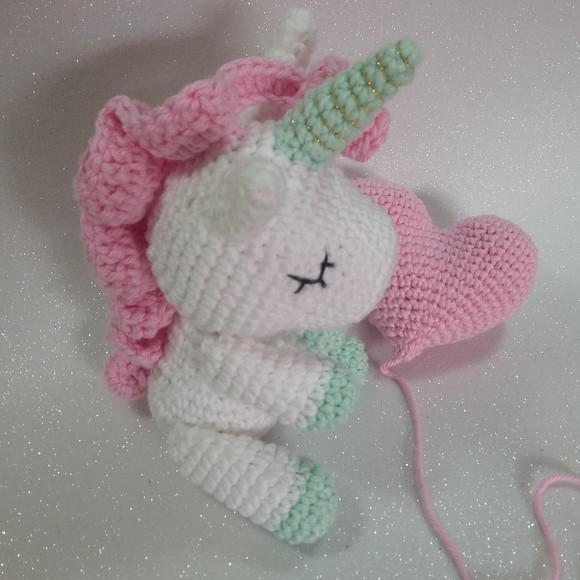 Unicórnio Amigurumi em Crochê