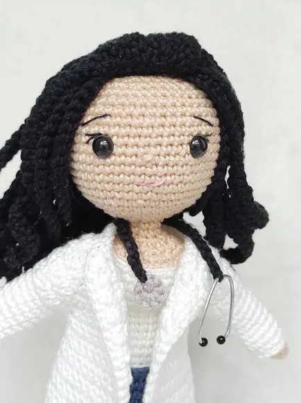 Boneca Médica em Amigurumi Personalizada