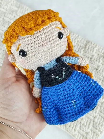Bonecas Princesa Elza e Anna Frozen Amigurumi em Crochê