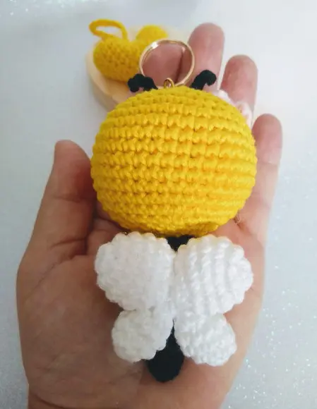 Chaveiro Abelha em Crochê