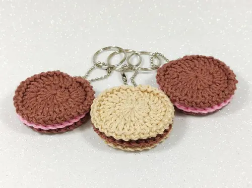 Chaveiro Biscoito em Crochê