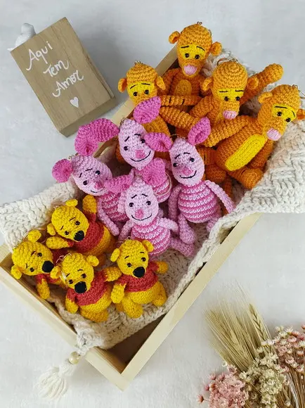Chaveiro Lembrancinha Maternidade Urso Pooh em Crochê