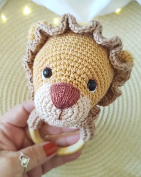 Chocalho Leão Amigurumi em Crochê