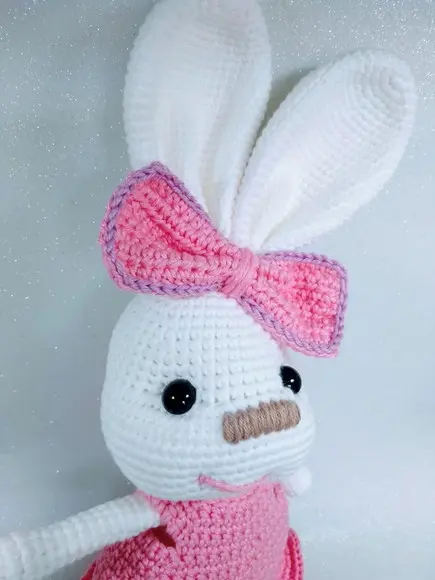 Coelha Amigurumi em Crochê